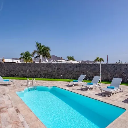 La Nueva By Vila Playa Blanca (Lanzarote)